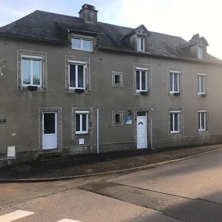 Chambres D'Hotes L'Ame De Travassac Donzenac エクステリア 写真